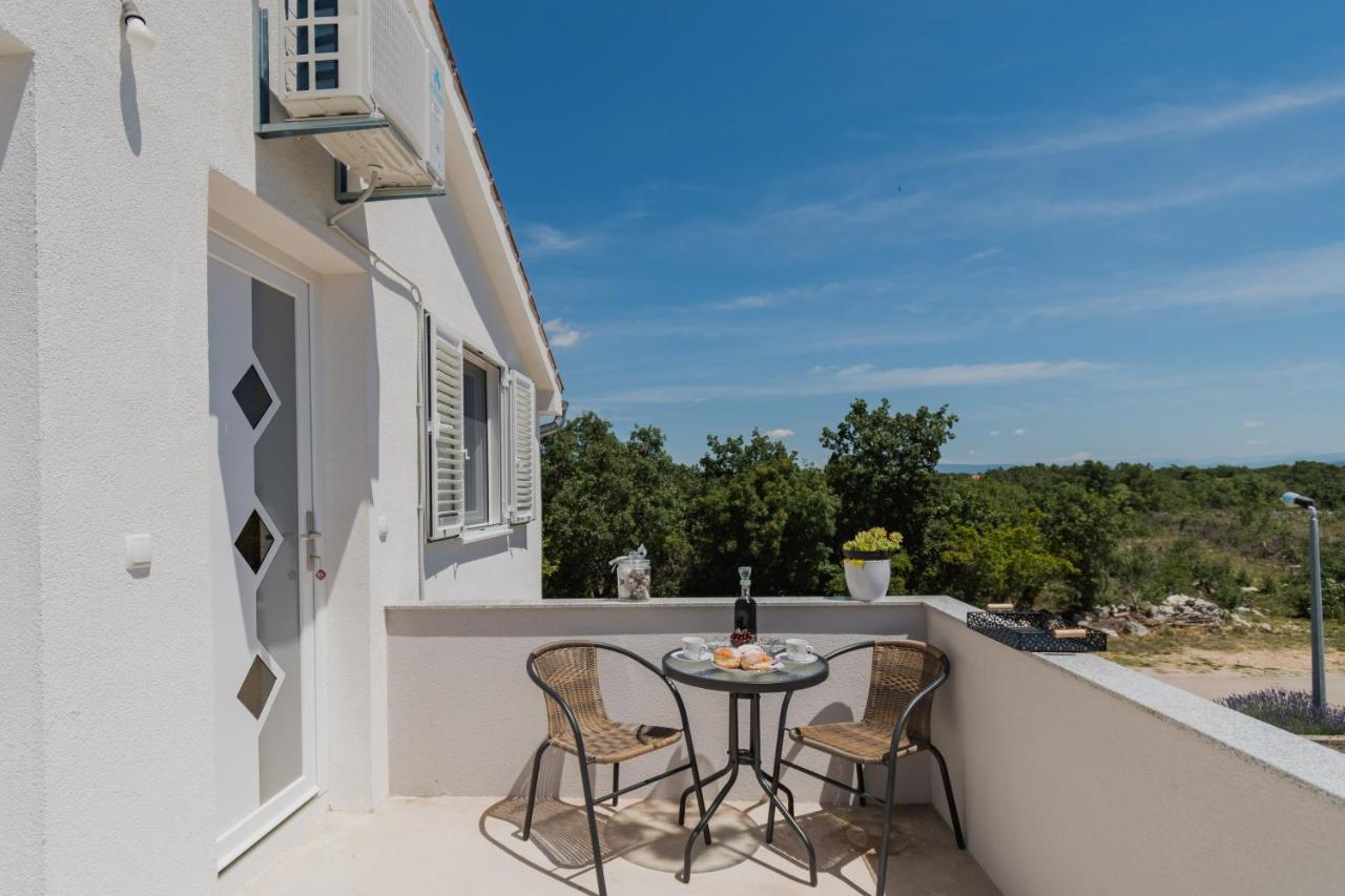 Studio Apartment Harmony Np Krka Lozovac Buitenkant foto