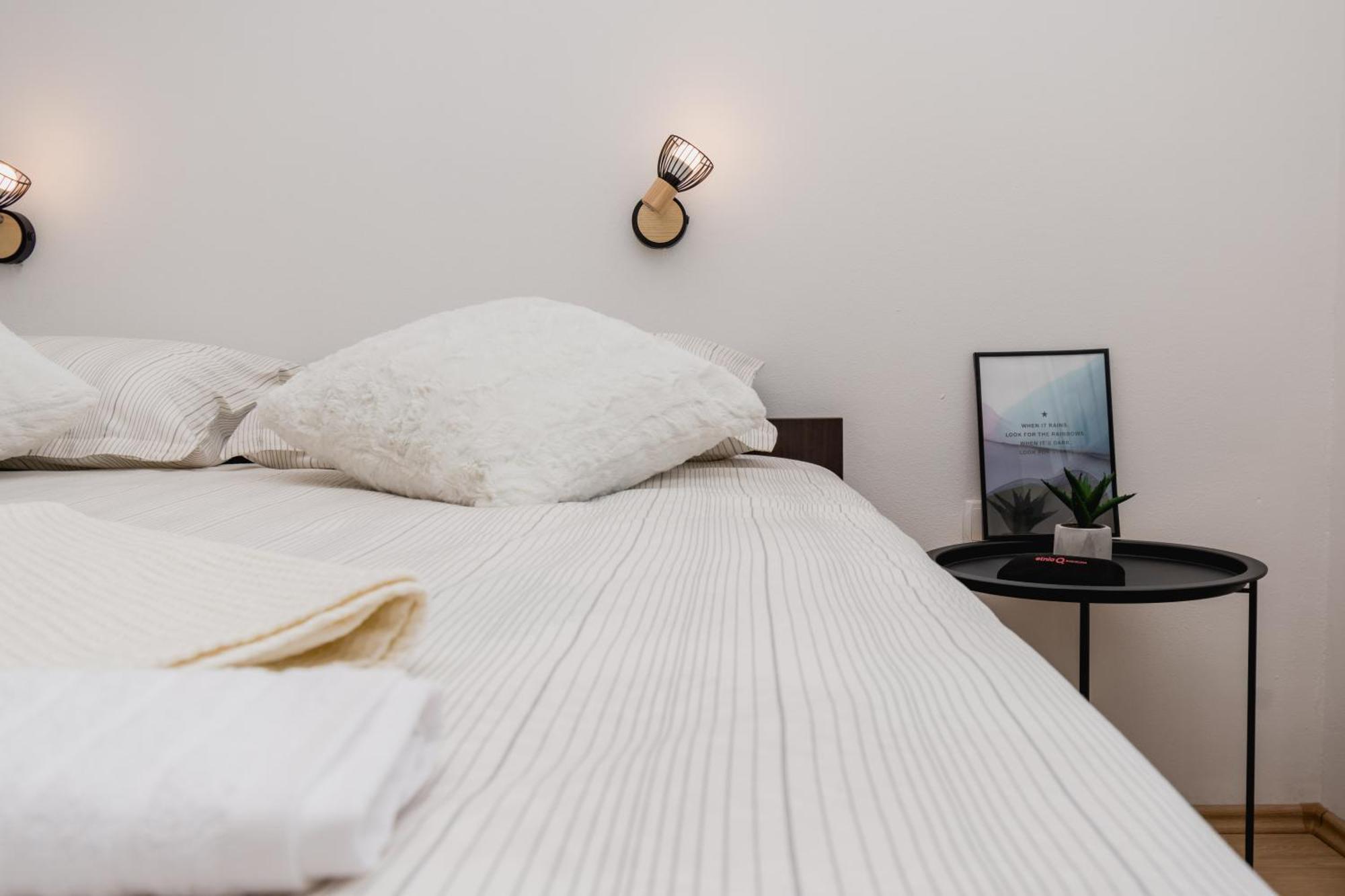 Studio Apartment Harmony Np Krka Lozovac Buitenkant foto